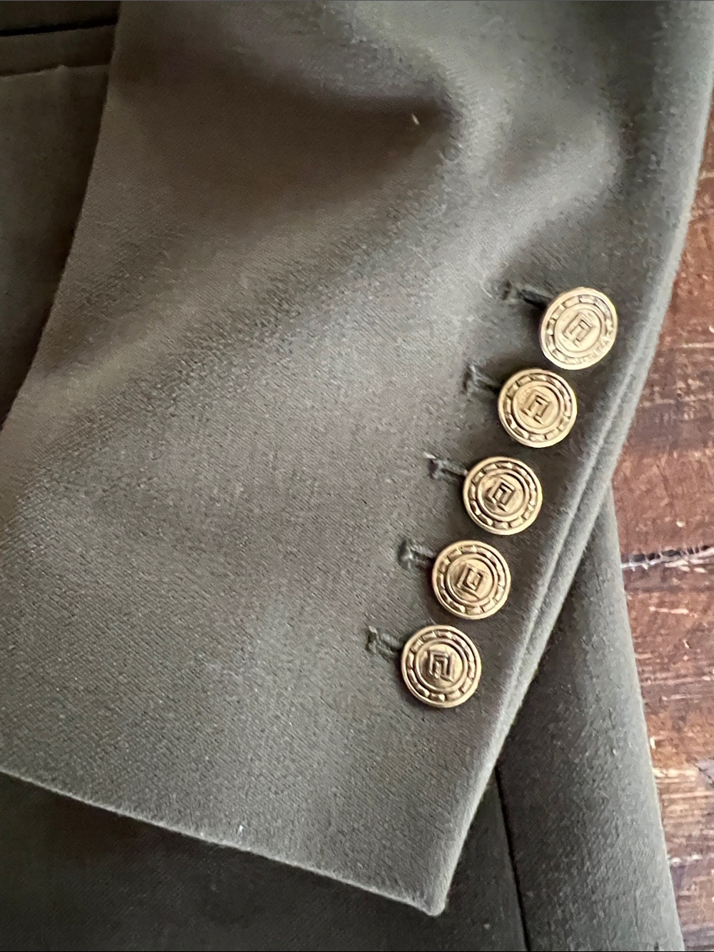 Zara Olive Green Double-Breasted Blazer with Gold Buttons - Picture 4 of 6